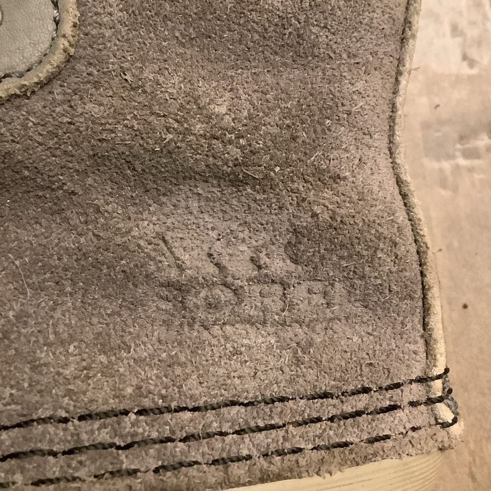 Sorel Joan of Arc Gray Fur-Trimmed Winter Boots - Picture 6 of 9